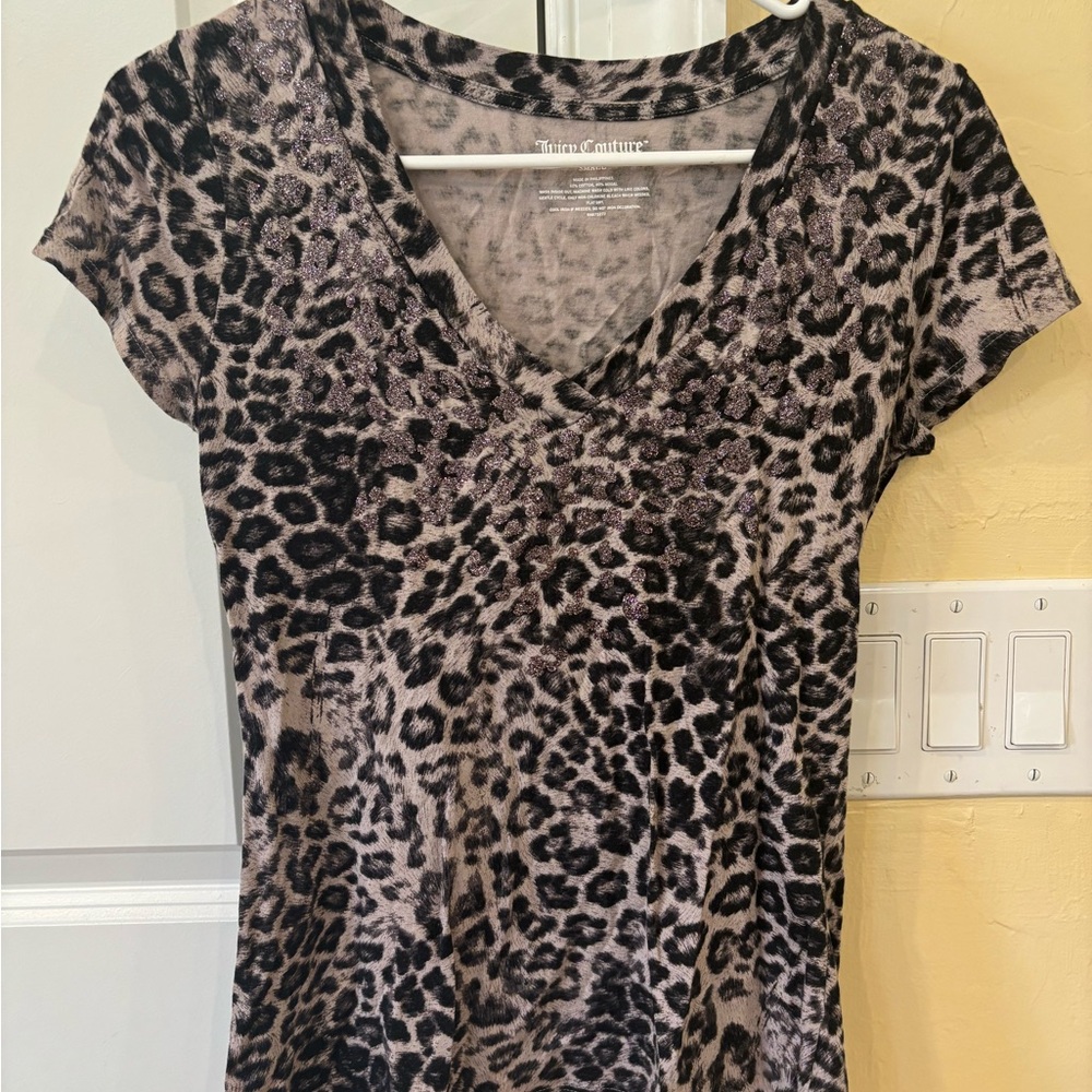 Juicy Couture Animal Print V-Neck Tee - Black and Gray